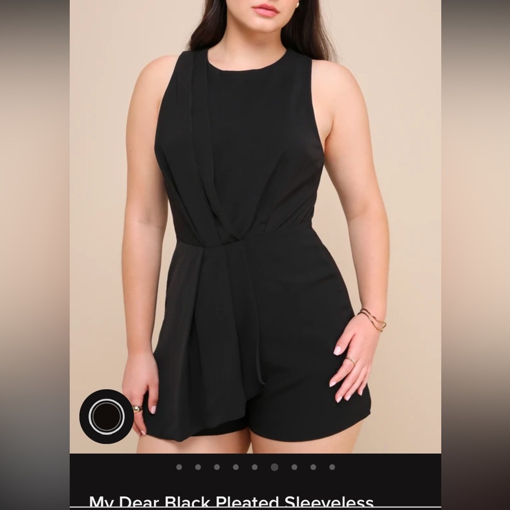 Brand new 
Dress 
Zipper in back